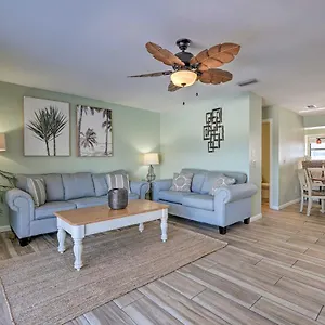 The Sage Pcb Family Getaway - Walk To Beach! Holiday home Panama City Beach